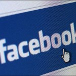 Blâmée à maintes reprises pour avoir utilisé Facebook pendant les heures de travail