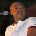Des chansons d’Arly Larivière en espagnol et adaptées au rythme salsa