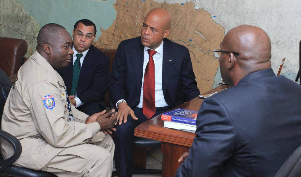 Michel Martelly encourage les agents du CIMO dans l’accomplissement de leur mission