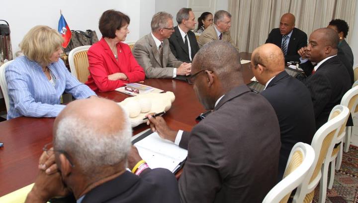 Michel Martelly s’engage à renforcer les relations entre Haïti et le Canada