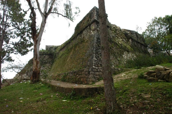 Restauration de monuments historiques par le Gouvernement d’Haïti