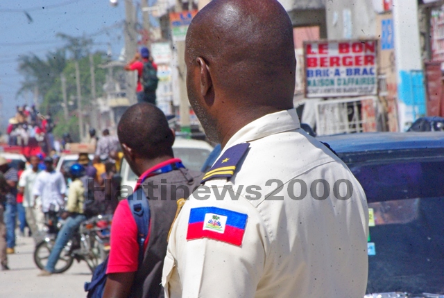 Comment donner un grade à un policier haïtien ?
