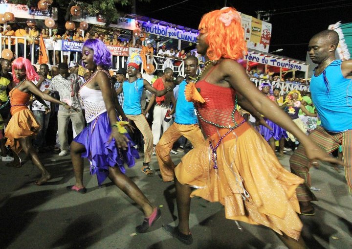Carnaval des fleurs : bilan partiel, plus de 660 blessés et 3 morts