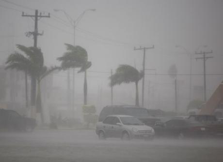 Sandy qui se transforme en ouragan fait déjà 1 mort dans le sud d’Haïti