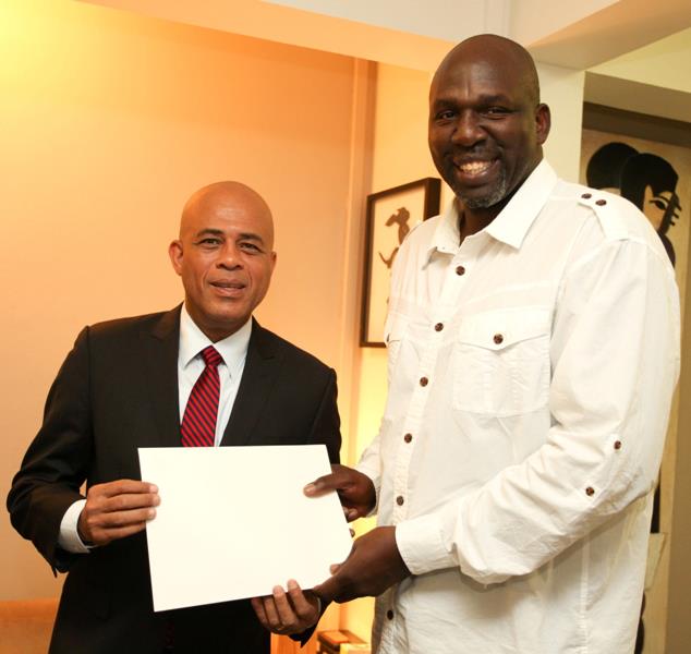 Le basketteur de la NBA, Olden Polynice nommé Ambassadeur itinérant pour Haïti