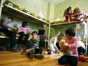 La Russie interdit aux Américains d’adopter des orphelins russes 