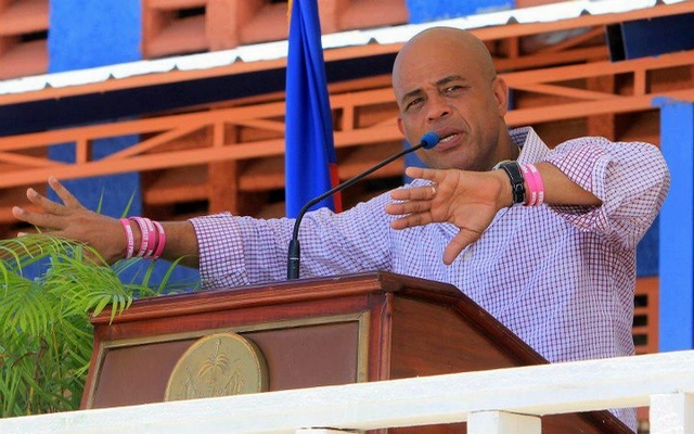 Michel Martelly promet d’accompagner les Haïtiens vivant au Chili