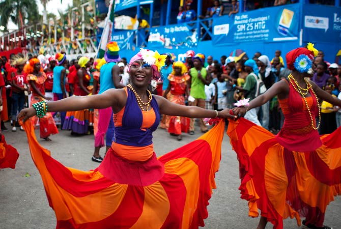 « Yon Ayisyen, yon pye bwa, ann pote kole », tel est le thème du carnaval de 2013 qui se tiendra au Cap-Haïtien