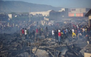 Incendie au marché public de Tabarre