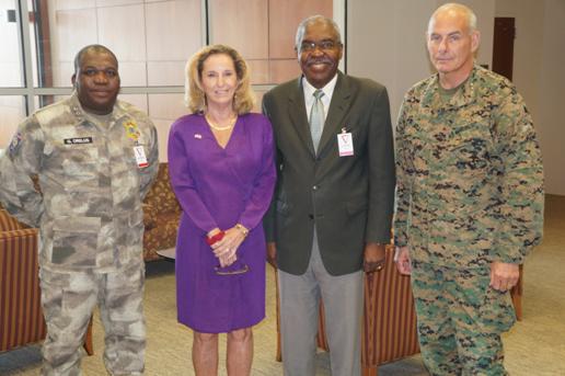 Le commandant général américain John Kelly a visité Haïti