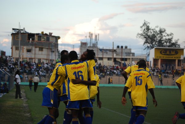 Le Racing Club Haïtien prend le leadership de la D1