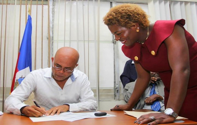 Martelly encourage les artistes et créateurs haïtiens à procéder à leur adhésion au Bureau du Droit d’Auteur