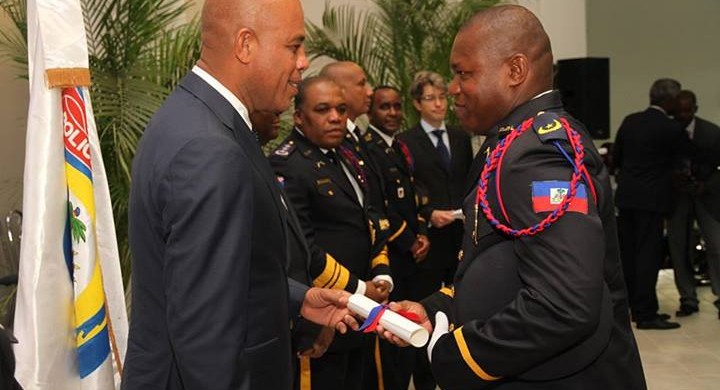 Haiti : Martelly salue la 2e Cohorte de Commissaires de Police