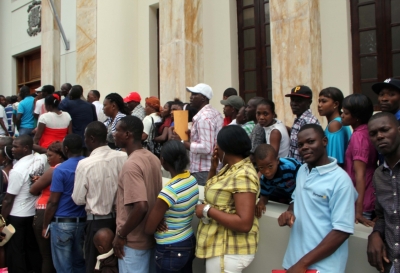 Plusieurs migrants haïtiens en attente de régularisation de leur statut se disent bernés par les responsables du PNRE
