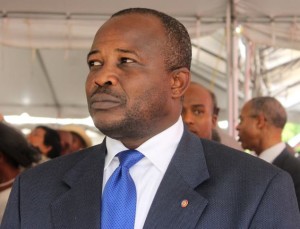 Haïti : Desras de retour au Sénat comme sénateur, c’était le buzz de la journée