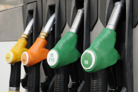 Levée de la grève : les prix de l’essence révisés à nouveau à la baisse