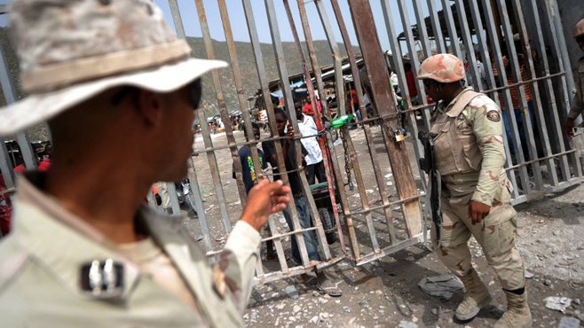 Tension à Malpasse, un policier haïtien a été agressé