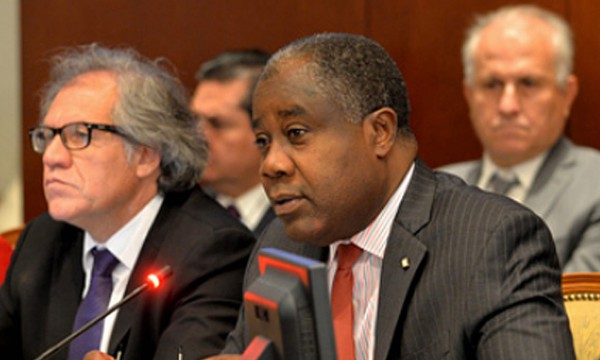 Le salaire des diplomates et des consuls haïtiens émargé au budget national