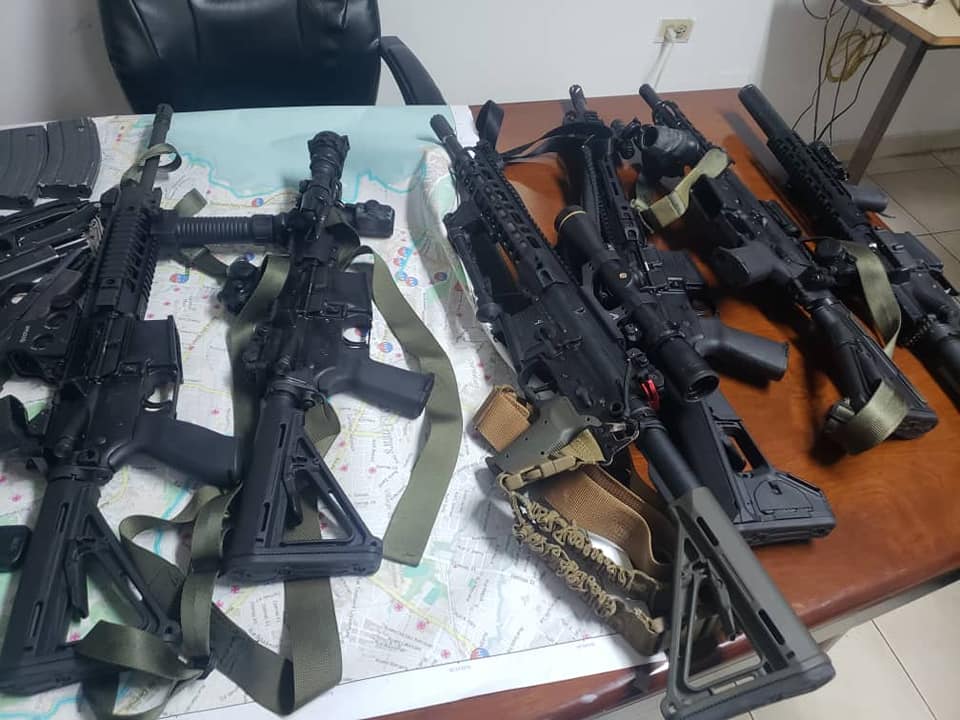 Des individus de nationalité étrangère lourdement armés arrêtés à Port-au-Prince
