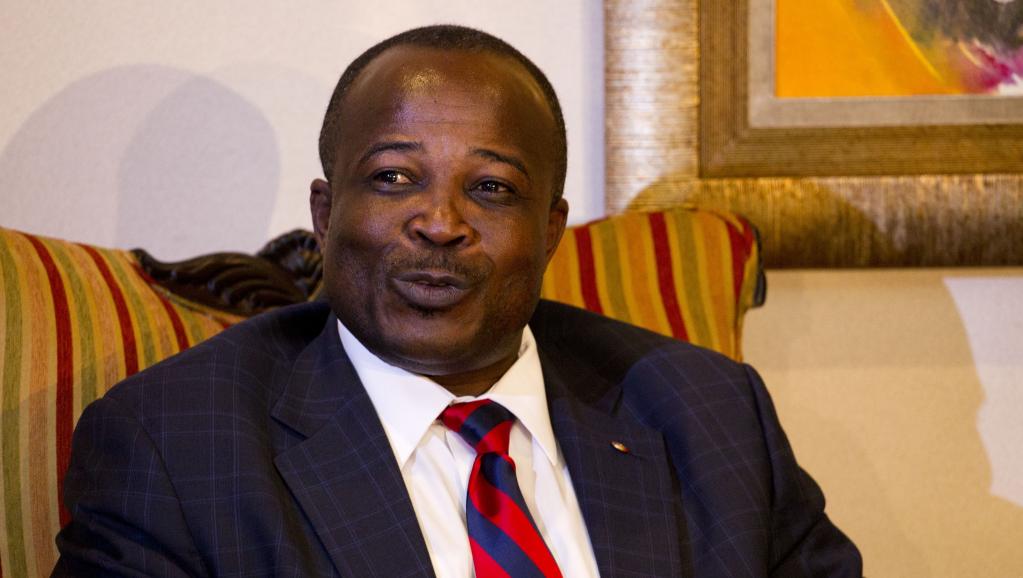 Simon Dieuseul Desras dénonce la signature d’un accord entre Haïti et le Qatar en vue du rachat de la dette PetroCaribe