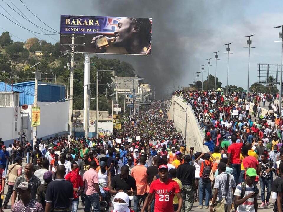 4e journée de protestation à Port-au-Prince, le pouvoir de Jovenel Moise en situation difficile