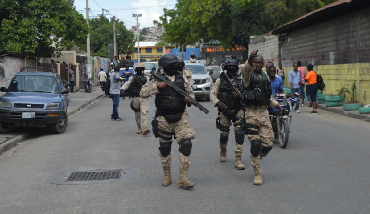 « PROTÉGER ET SERVIR » : la devise de la police à rude épreuve en Haïti