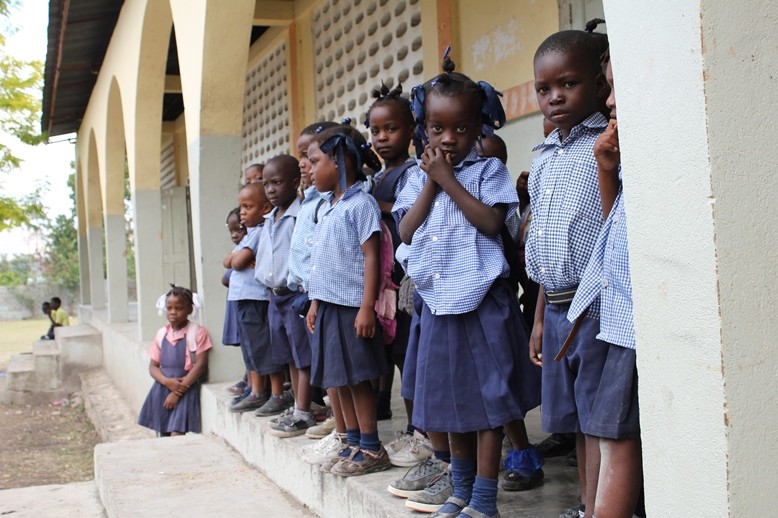 Augmentation des frais scolaires, des responsables d’école attendus vendredi au Parquet de Port-au-Prince
