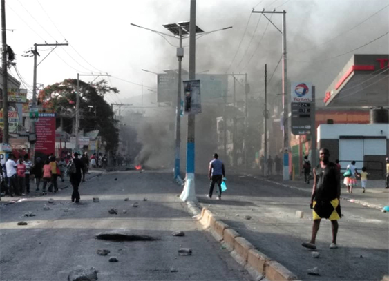 Rareté de carburant, situation de tension constatée à Port-au-Prince et ses environs