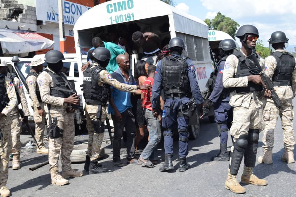 1250 individus arrêtés par la PNH dans le cadre de l’opération “Mache pran yo”
