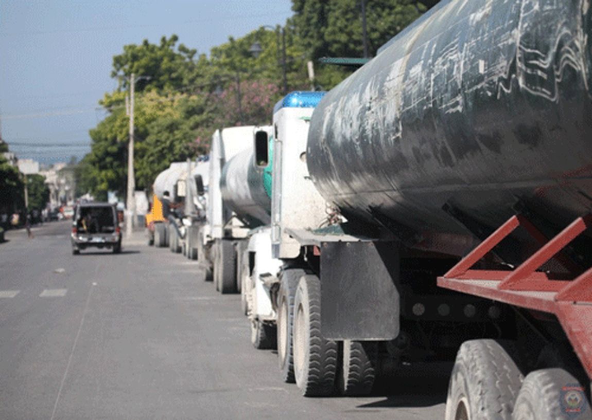 Crise du carburant : 4 nouveaux camions transportant de produits pétroliers détournés à Martissant