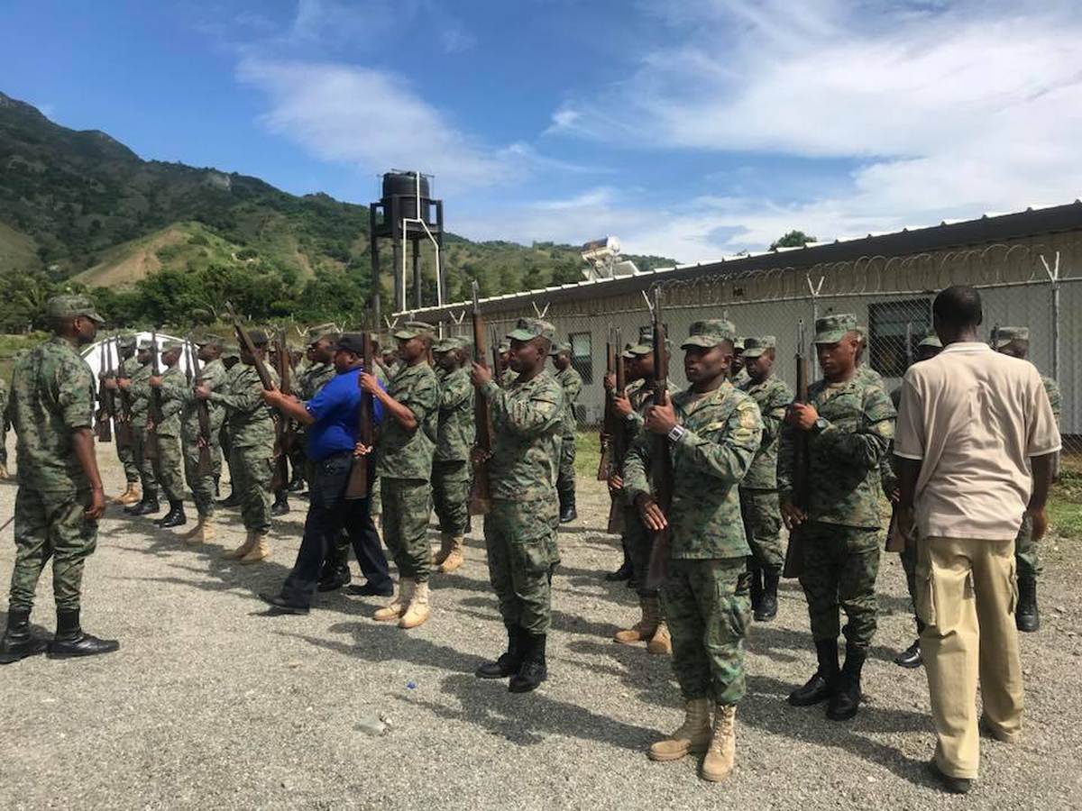 30 sous-officiers des forces armées d’Haïti partent en formation au Mexique