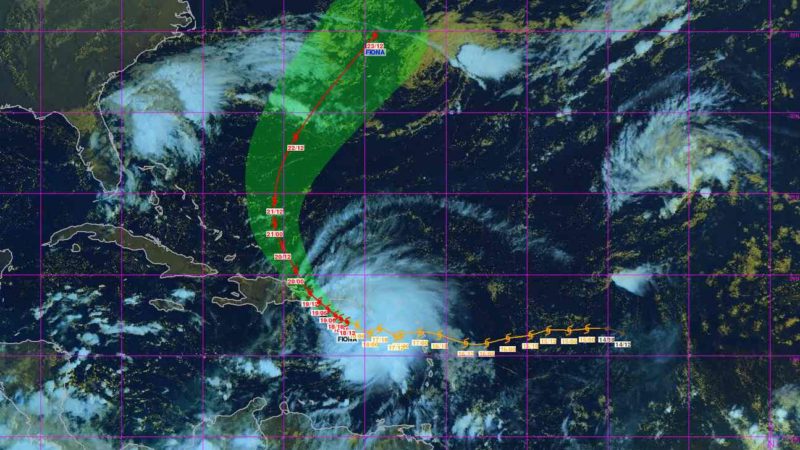 Le centre de l’Ouragan Fiona s’écarte d’Haïti, mais le pays est encore menacé par ses effets