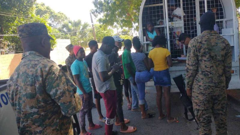 Plus de 200 Haïtiens sans papiers arrêtés en République dominicaine