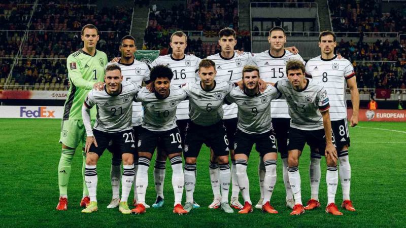 QATAR 2022 : La sélection allemande de football proteste contre la FIFA