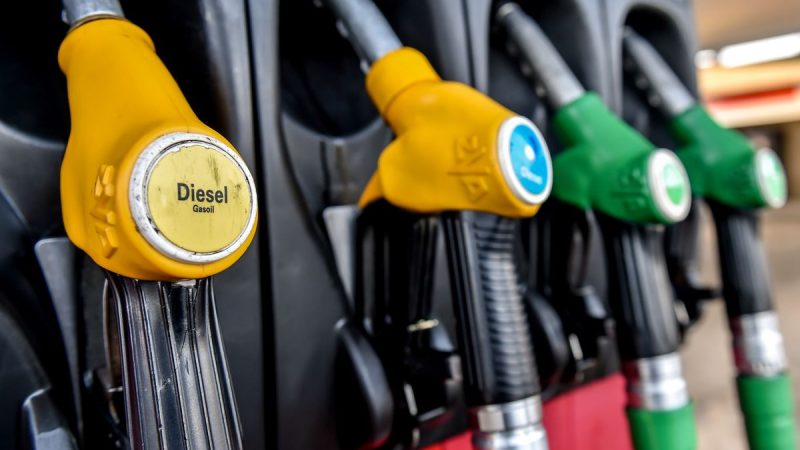 Carburant : la grève reportée, mais une carte pétrolière est en vue…