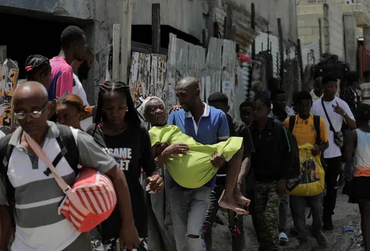 Terreur et Chaos à Carrefour-Feuilles : une quinzaine de morts déjà